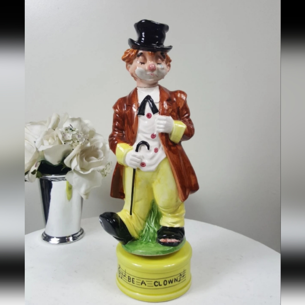 Vintage Antique Clown Wind up Music Player Figurine “Be A Clown” Ceramic Statue